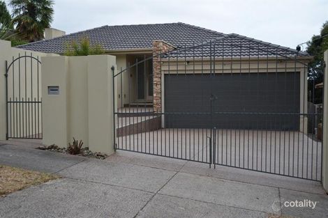 909 Ferntree Gully Rd, Wheelers Hill, VIC 3150