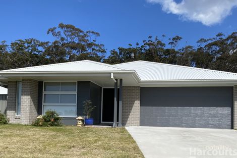 Property photo of 34 Keith Andrews Avenue South West Rocks NSW 2431