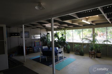Property photo of 20 Edward Street Urangan QLD 4655