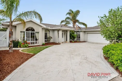 Property photo of 11 Bradman Drive Sunbury VIC 3429