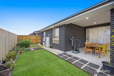 Property photo of 19 Hazel Way Mickleham VIC 3064