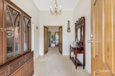 33 Muller Rd, Hampstead Gardens, SA 5086