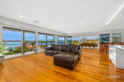 Property photo of 2 Opal Close Swansea Heads NSW 2281