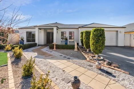 Property photo of 31 Flinders Street Renmark SA 5341