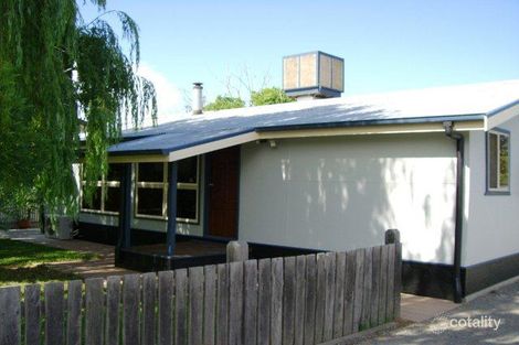 12 Young St, Darlington Point, NSW 2706