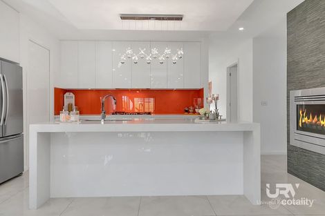 Property photo of 3 Creekbridge Street Craigieburn VIC 3064