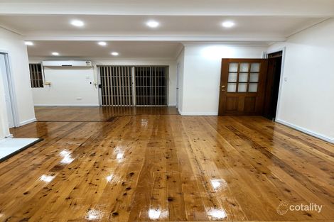 10 Alma Ave, Campsie, NSW 2194