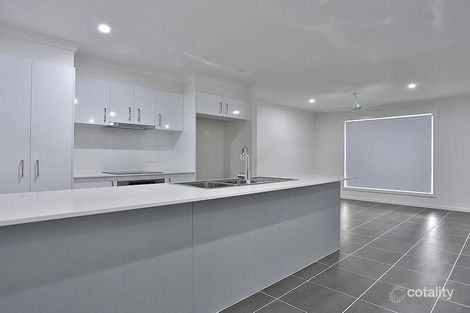 Property photo of 14 Bora Place Ningi QLD 4511