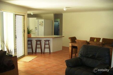 Property photo of 19 Casetta Court Varsity Lakes QLD 4227