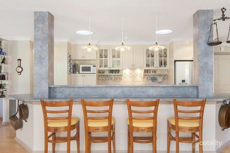 Property photo of 28 Carolyn Jackson Drive Jerrabomberra NSW 2619