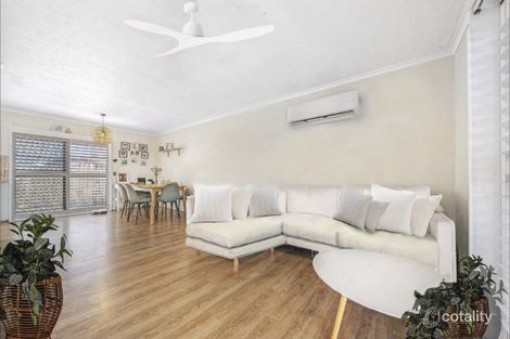 Property photo of 1/22 Mawarra Street Palm Beach QLD 4221