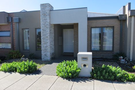 28 Zinnober Gdns, Epping, VIC 3076