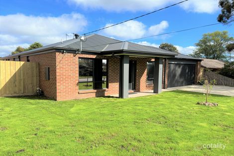 7 Stuart Dr, Woodend, VIC 3442