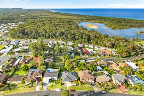 Property photo of 7 Dawn Drive Moonee Beach NSW 2450