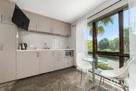 Property photo of 21/3 Studley Park Road Kew VIC 3101