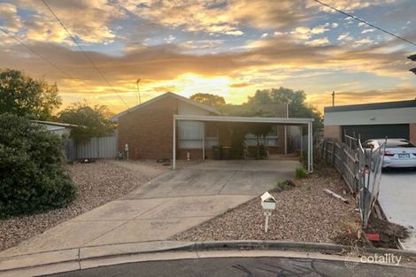 Property photo of 5 Adare Place Werribee VIC 3030