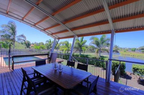 Property photo of 7 Lakeside Close Bargara QLD 4670