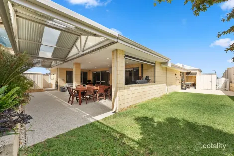 Property photo of 16 Carrow Bend Baldivis WA 6171