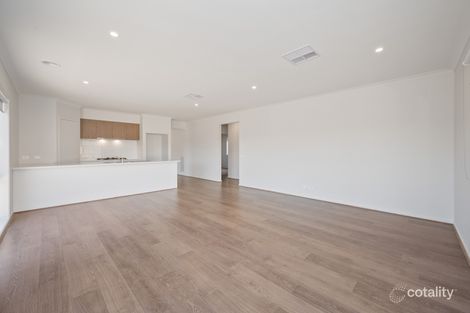 Property photo of 23 Oasis Avenue Mickleham VIC 3064