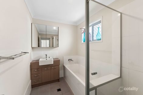 Property photo of 37 Parksedge Street Upper Kedron QLD 4055