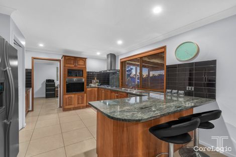 Property photo of 422 Winstanley Street Carindale QLD 4152