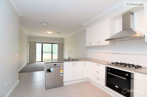 Property photo of 11/57 Rosemont Avenue Kelso NSW 2795