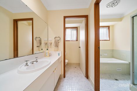 Property photo of 17 Walker Road Wyoming NSW 2250