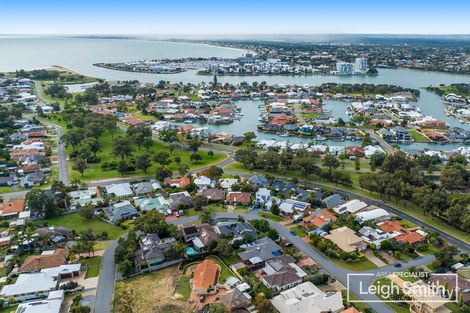 Property photo of 20 Carina Circle Halls Head WA 6210