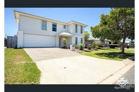 Property photo of 53 Makybe Diva Drive Ooralea QLD 4740