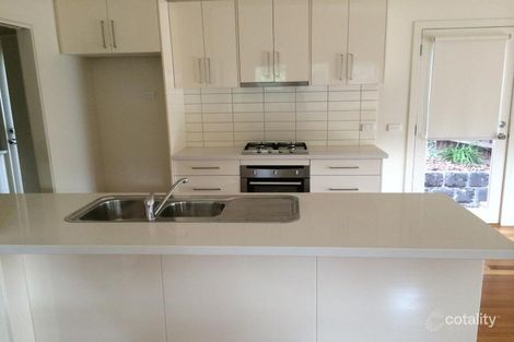 Property photo of 1/58 St Helena Road Greensborough VIC 3088