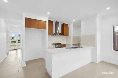 28 Galene Dr, Armstrong Creek, VIC 3217