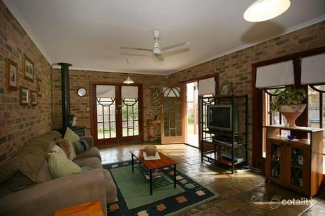 Property photo of 11 Rosemont Drive Narre Warren VIC 3805