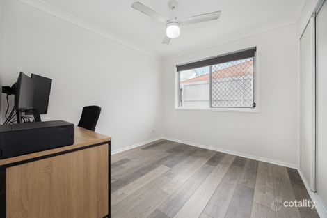 Property photo of 2/5 Eugenia Avenue Rothwell QLD 4022