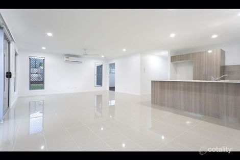 2/13 Tree View Cres, Little Mountain, QLD 4551