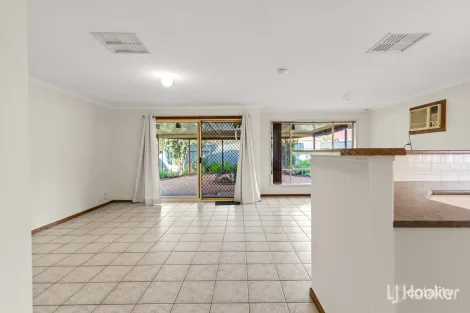 Property photo of 12 Bluestone Lane Blakeview SA 5114