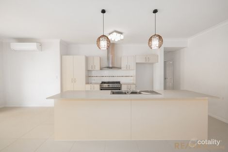 Property photo of 1 Gidran Close Durack QLD 4077