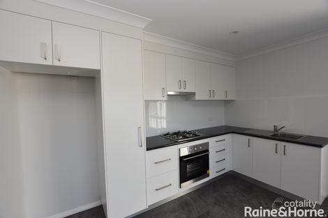 Property photo of 47 Stevenson Way Orange NSW 2800