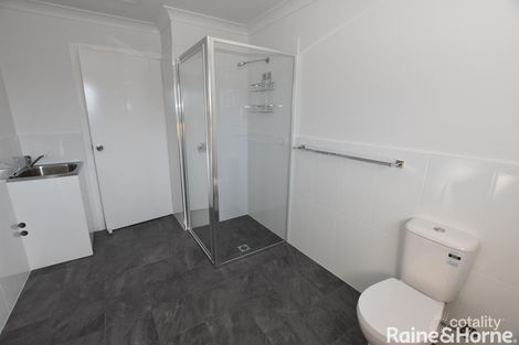 Property photo of 47 Stevenson Way Orange NSW 2800