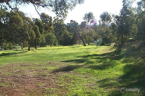 8 Gabo Rd, Greenmount, WA 6056