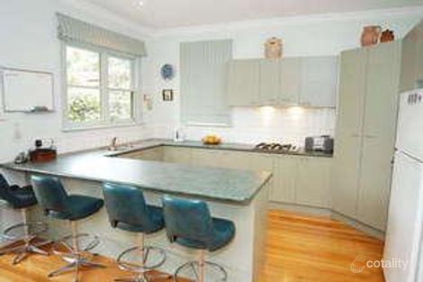 Property photo of 9 Ferntree Gully Road Oakleigh VIC 3166