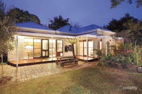 Property photo of 28 Rubens Grove Canterbury VIC 3126