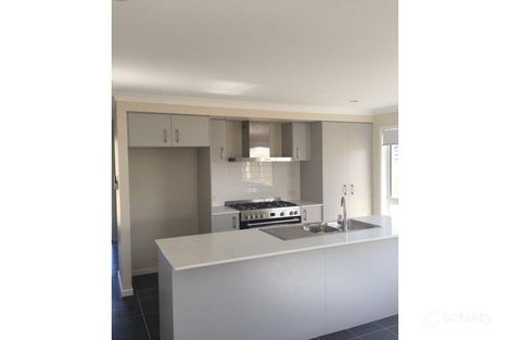 Property photo of 6 Rosella Way Deebing Heights QLD 4306
