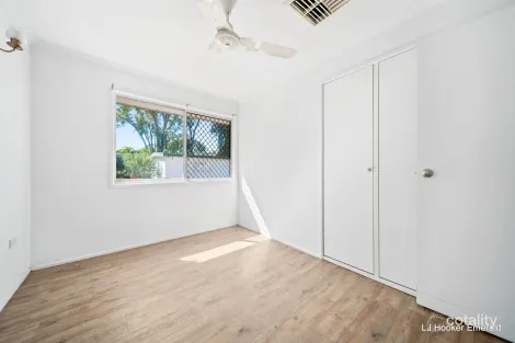 Property photo of 35 Harris Street Emerald QLD 4720