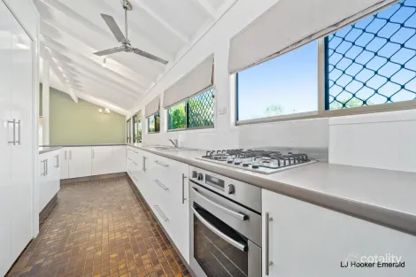Property photo of 35 Harris Street Emerald QLD 4720