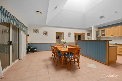 Property photo of 24 Lorikeet Road Regency Downs QLD 4341