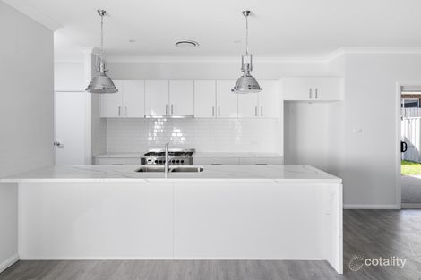 Property photo of 6 Ninox Close Wadalba NSW 2259