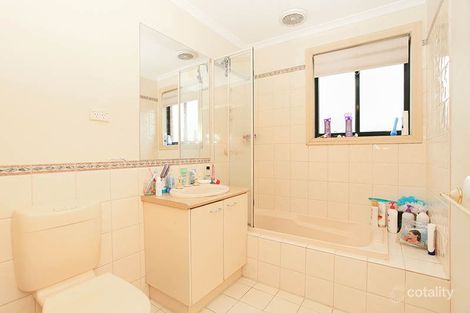 Property photo of 10/2-8 Knight Crescent Roxburgh Park VIC 3064