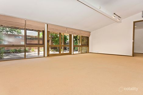 Property photo of 5 Marlee Place Narrabundah ACT 2604