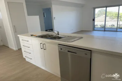 Property photo of 1 Links Court Urraween QLD 4655