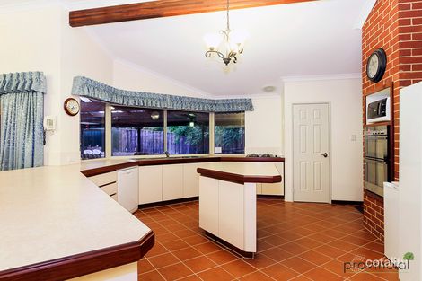 Property photo of 17 Christina Place Lesmurdie WA 6076